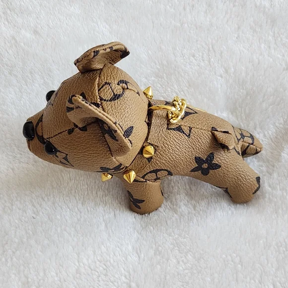 Luxury Tan Dog Iconic Logo Bag Charm with Gold Accents - Picture 2 of 7
